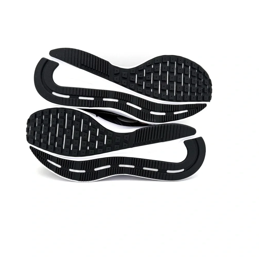 NWT NIB New Nike Womens Run Swift 3 Running Shoes Size 6.5 W Wide Walking Casual - Picture 8 of 9